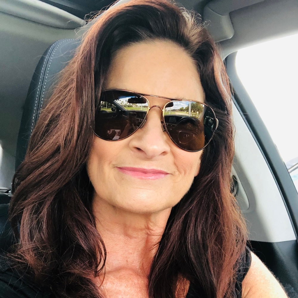 Meet your Posher, Cindy (cj)